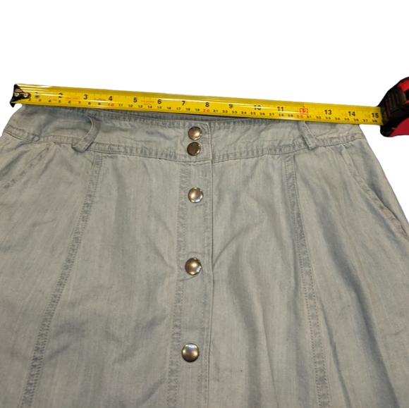 3/$25 Jack by BB Dakota Light Blue Cotton/Tencel Chambray Buttoned Skirt US 4 - Picture 3 of 7